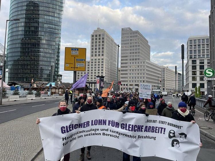 Rede der Kolleg*innen im wilden Streik | Labournet TV